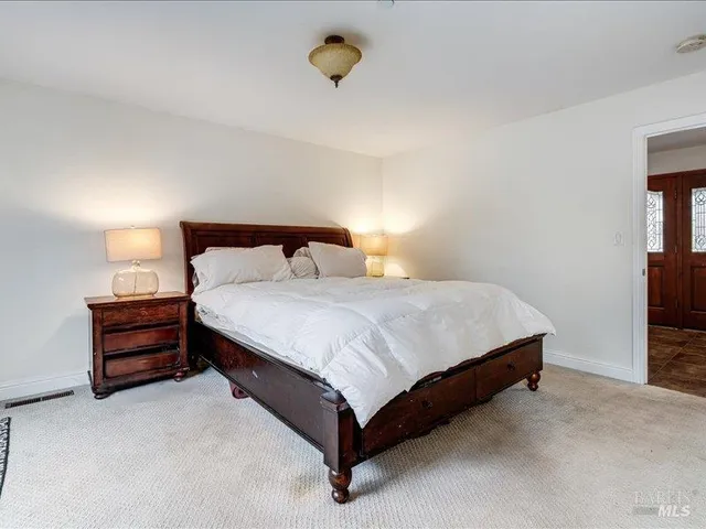 $925,000 | 2108 A Imola Avenue, Napa, CA 94559