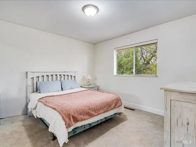 $925,000 | 2108 A Imola Avenue, Napa, CA 94559