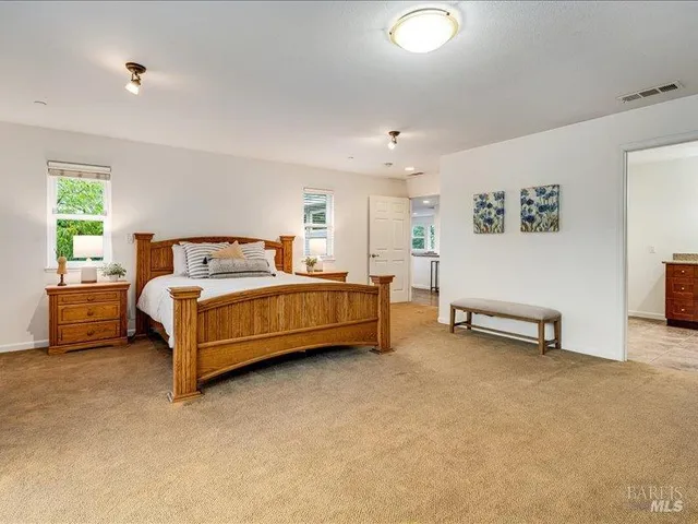 $925,000 | 2108 A Imola Avenue, Napa, CA 94559