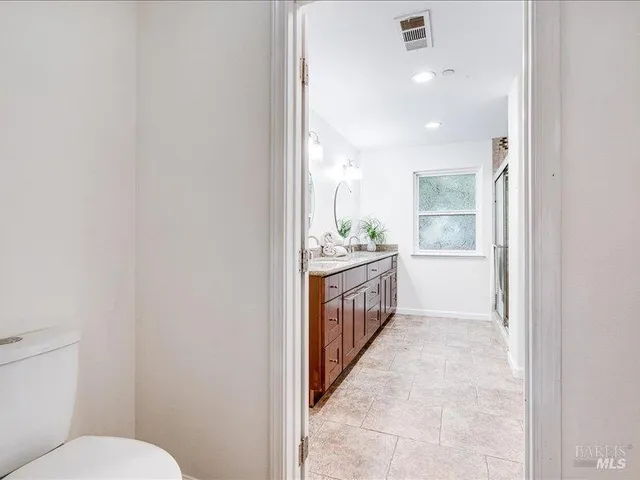 $925,000 | 2108 A Imola Avenue, Napa, CA 94559