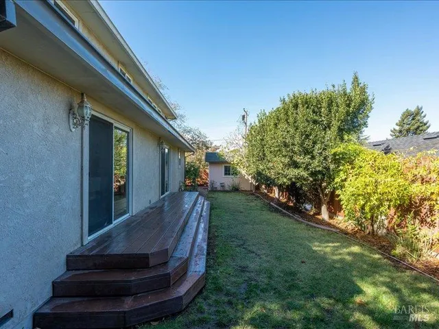 $925,000 | 2108 A Imola Avenue, Napa, CA 94559