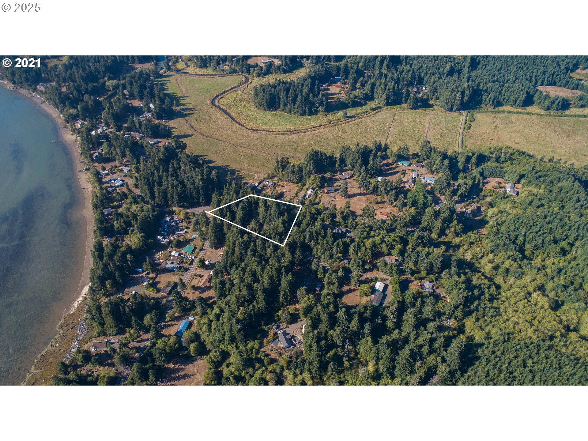 94253 Misty Ridge Lane North Bend, OR 97459 - Photo 2 of 14 Gallery Image 2