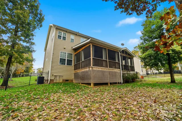 $695,000 | 1711 Drexel Bay Lane, Charlotte, NC 28227