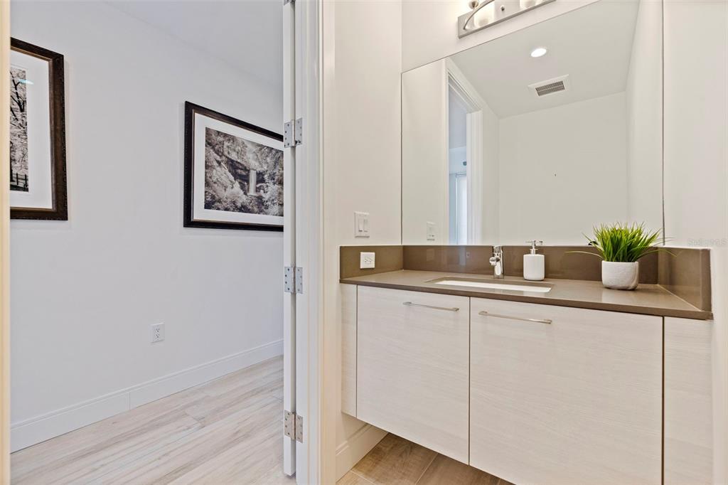 100 1st Avenue North, Unit 3405 St. Petersburg, FL 33701 - Photo 36 of 59