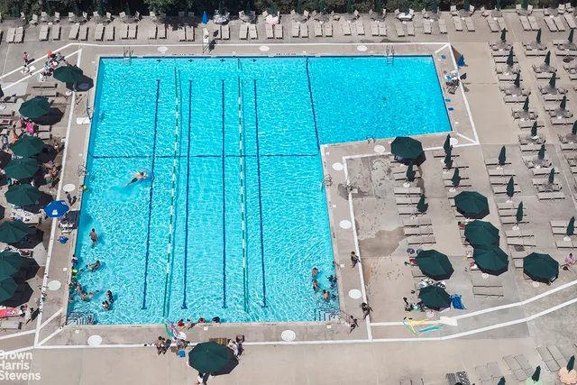 $365,000 | 5700 Arlington Avenue, Unit 21R | North Riverdale