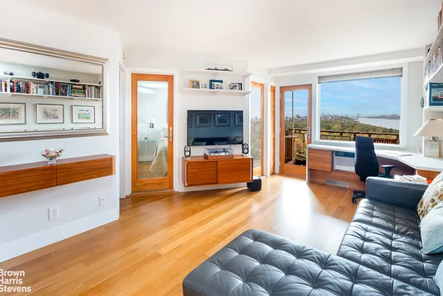 $365,000 | 5700 Arlington Avenue, Unit 21R | North Riverdale