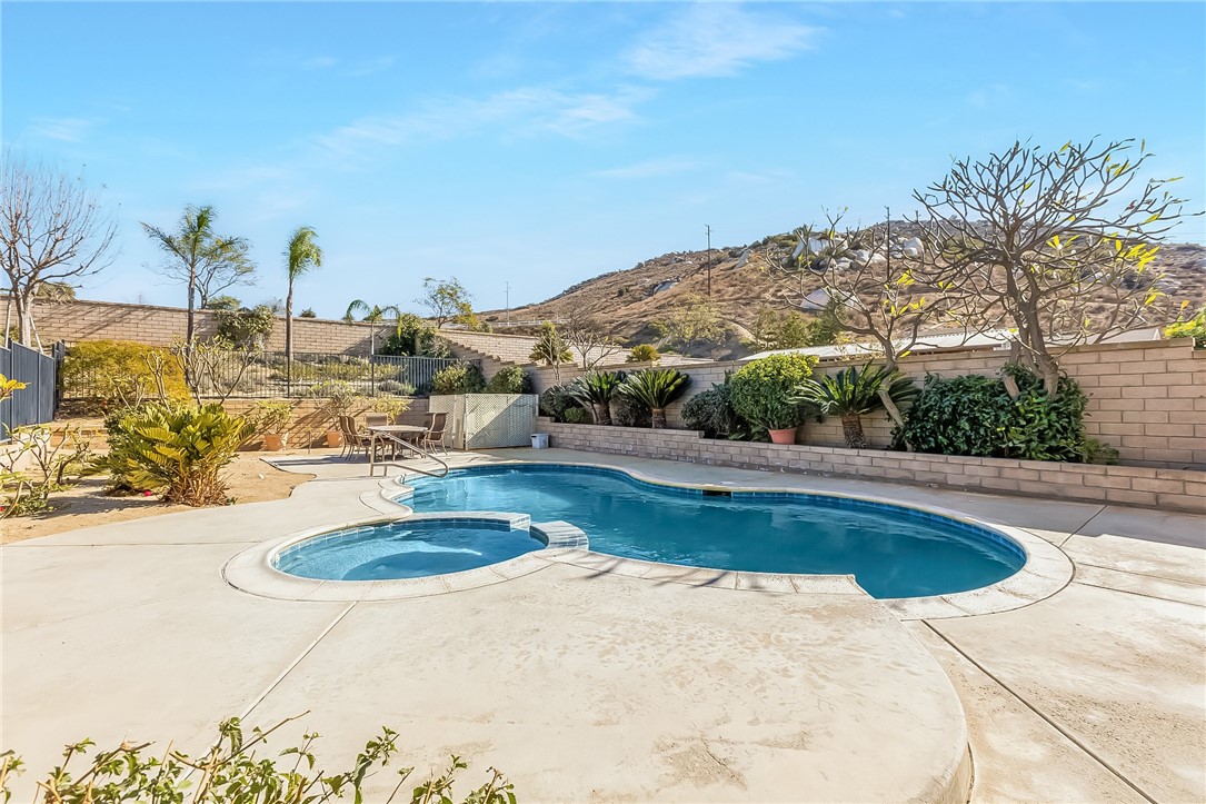 3047 Dapplegray Lane Norco, CA 92860 - Photo 24 of 28 a view of outdoor space and swimming pool