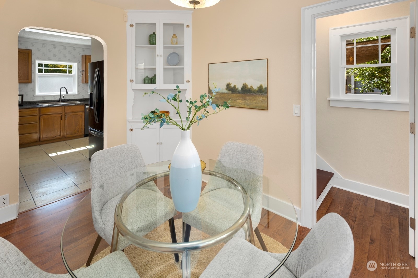 8633 12th Avenue Southwest Seattle, WA 98106 - Photo 12 of 34 Gallery Image 12