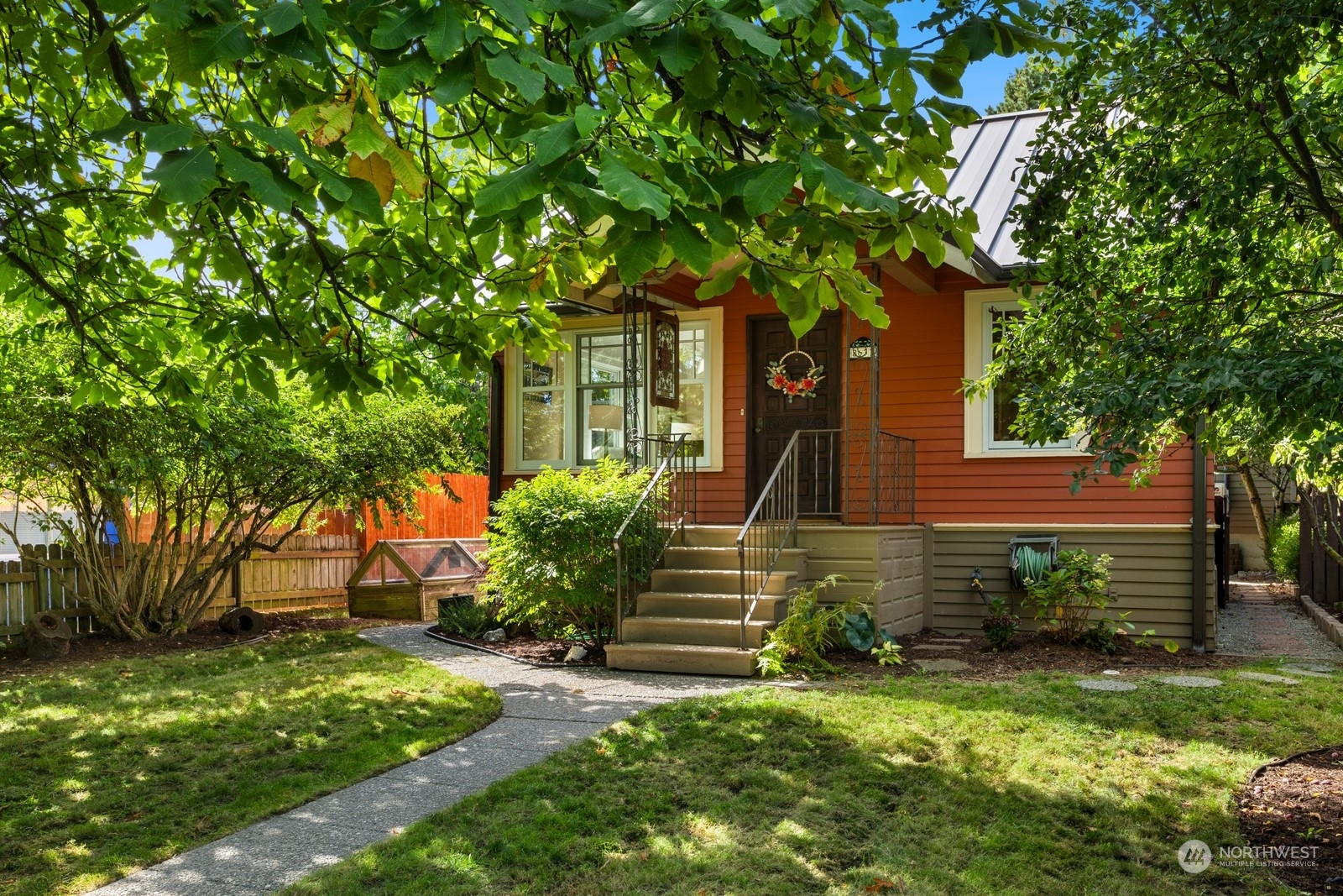8633 12th Avenue Southwest Seattle, WA 98106 - Photo 33 of 34 Gallery Image 33