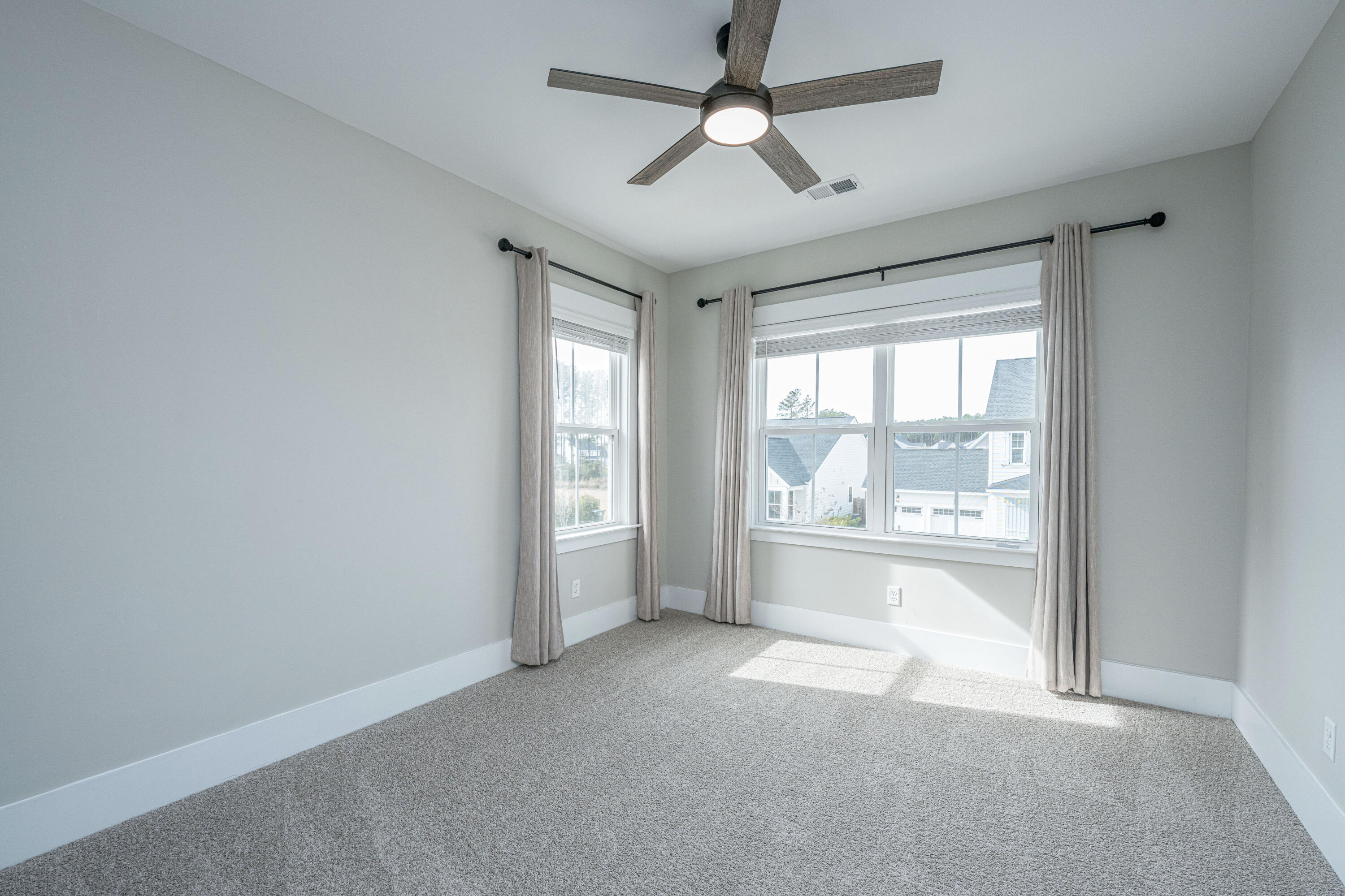 168 Clearblue Loop Summerville, SC 29486 - Photo 26 of 56 168ClearblueLoop057