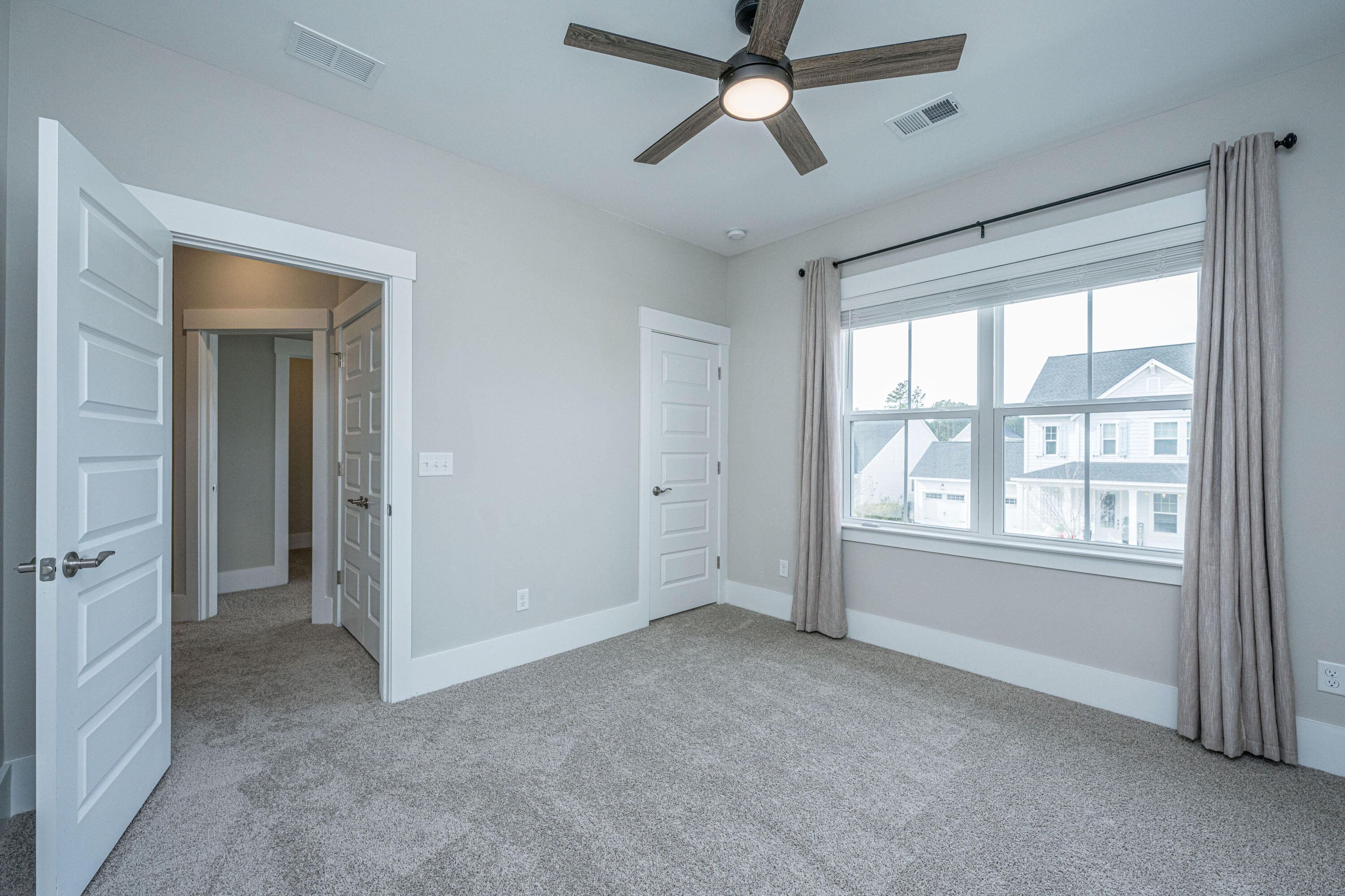 168 Clearblue Loop Summerville, SC 29486 - Photo 27 of 56 168ClearblueLoop056