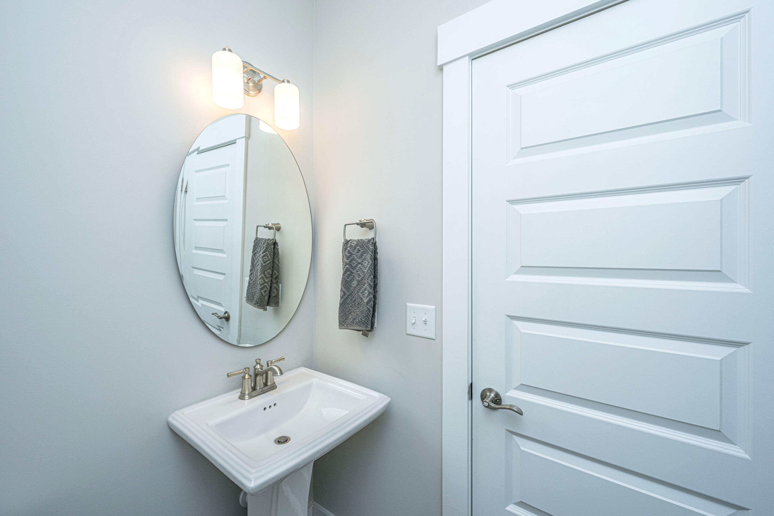 168 Clearblue Loop Summerville, SC 29486 - Photo 39 of 56 Powder room