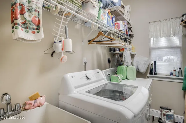 $360,000 | 3 Laurel Grove Drive, Carriere, MS 39426