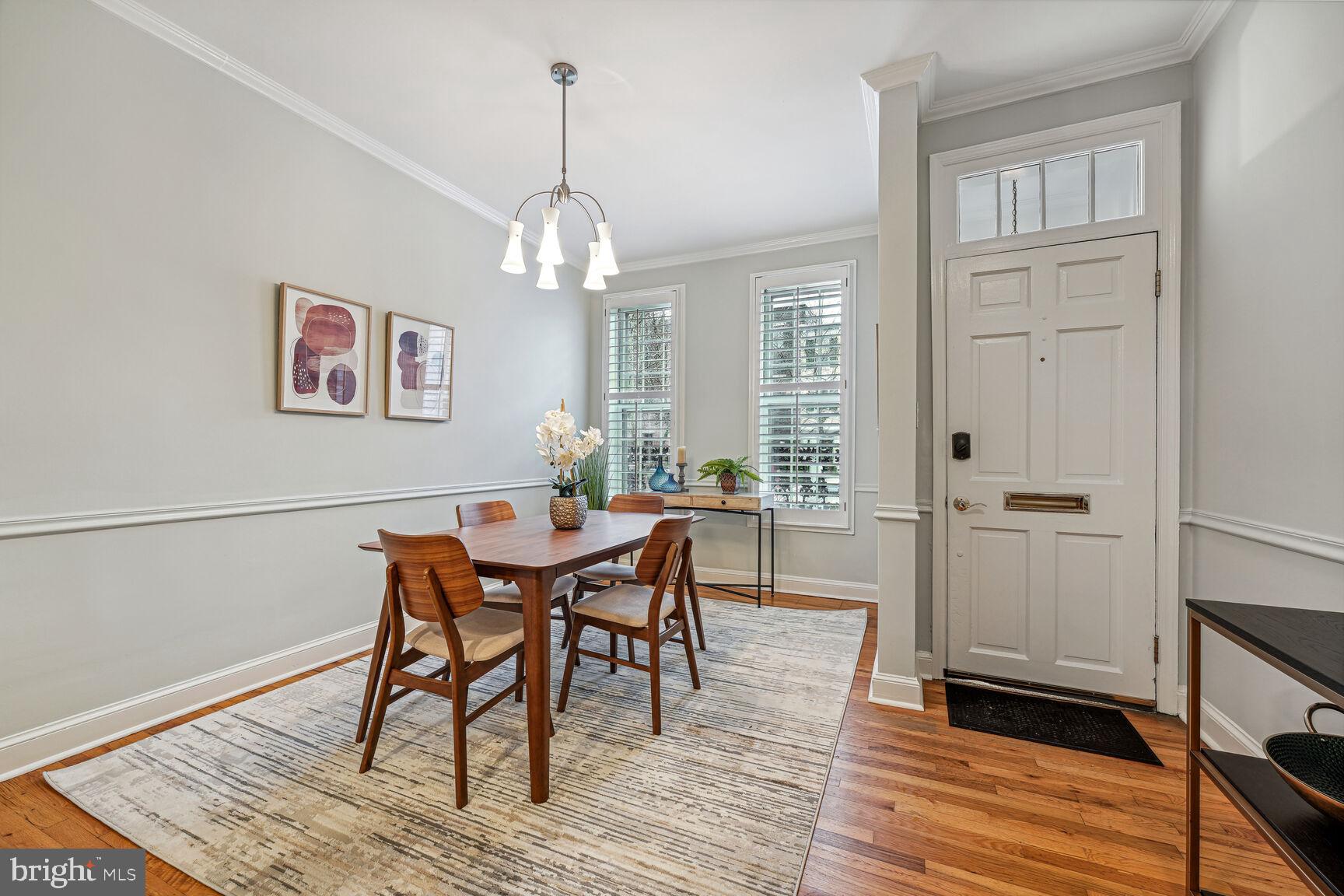 638 E Street Southeast Washington, DC 20003 - Photo 5 of 28 South-Facing Dining Room