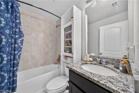 $285,000 | 3903 Northwest 38th Street, Cape Coral, FL 33993