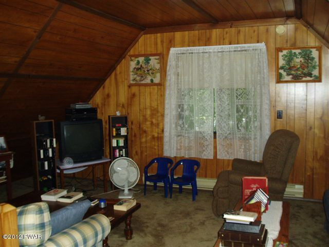 31 Fawn Road Hawley, PA 18428 - Photo 8 of 21 Gallery Image 8