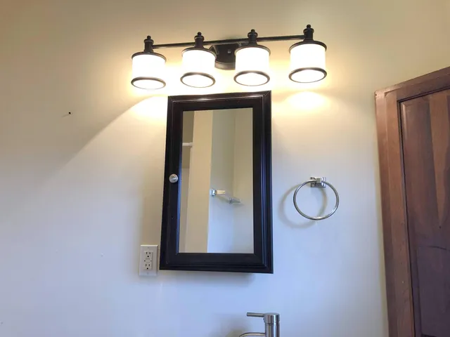 $699 | 312 13th Street Southwest, Unit 2A, Roanoke, VA 24016