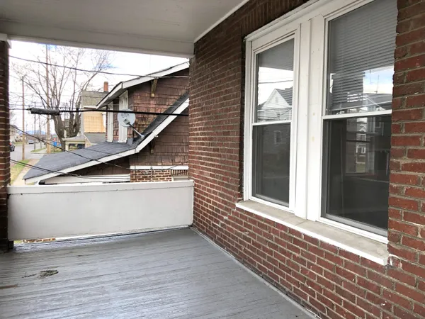 a view of entryway