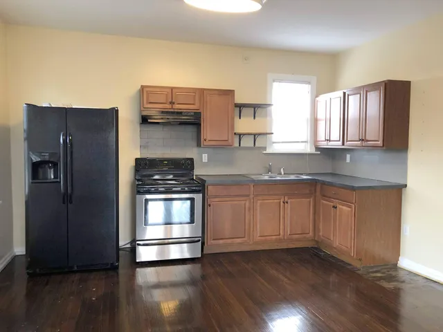 $699 | 312 13th Street Southwest, Unit 2A, Roanoke, VA 24016