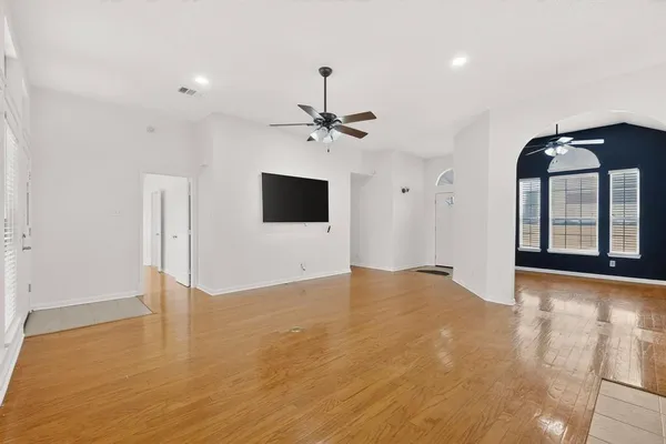 $2,300 | 2522 Crosslands Drive, Garland, TX 75040