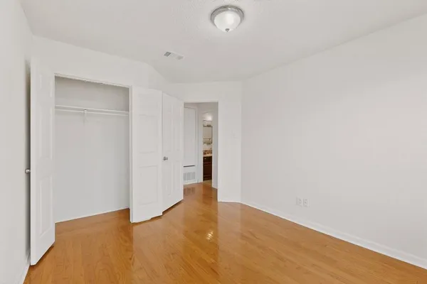 $2,300 | 2522 Crosslands Drive, Garland, TX 75040