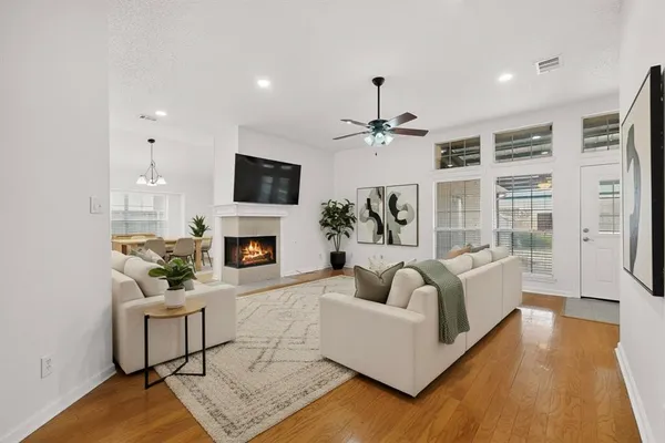 $2,300 | 2522 Crosslands Drive, Garland, TX 75040