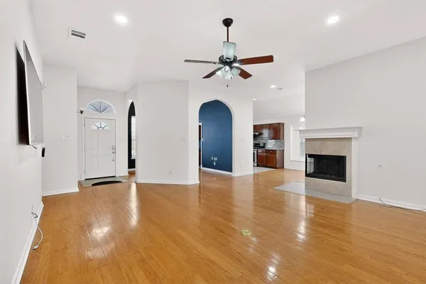 $2,300 | 2522 Crosslands Drive, Garland, TX 75040