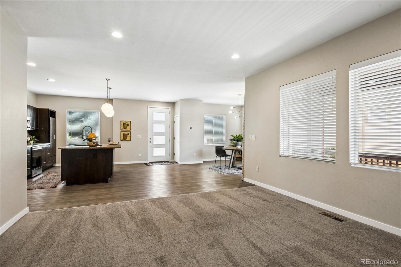 3372 Cranston Circle Highlands Ranch, CO 80126 - Photo 13 of 41