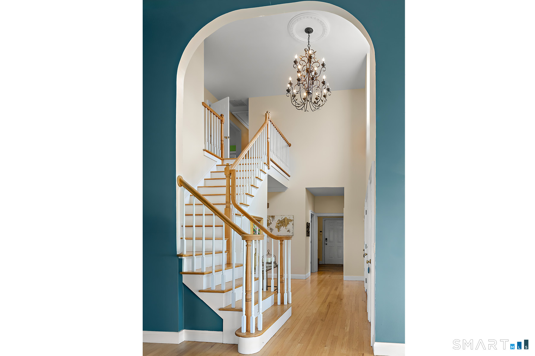 16 Marie Lane Wallingford, CT 06492 - Photo 24 of 40 a view of a hallway with entryway