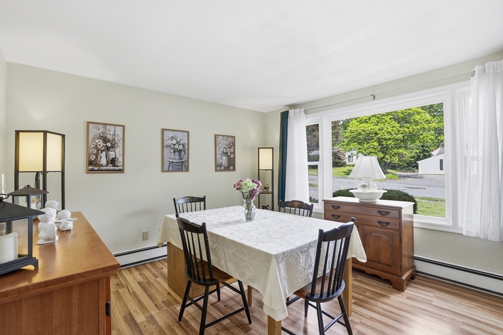 2 Alan Road Hudson, MA 01749 - Photo 4 of 42