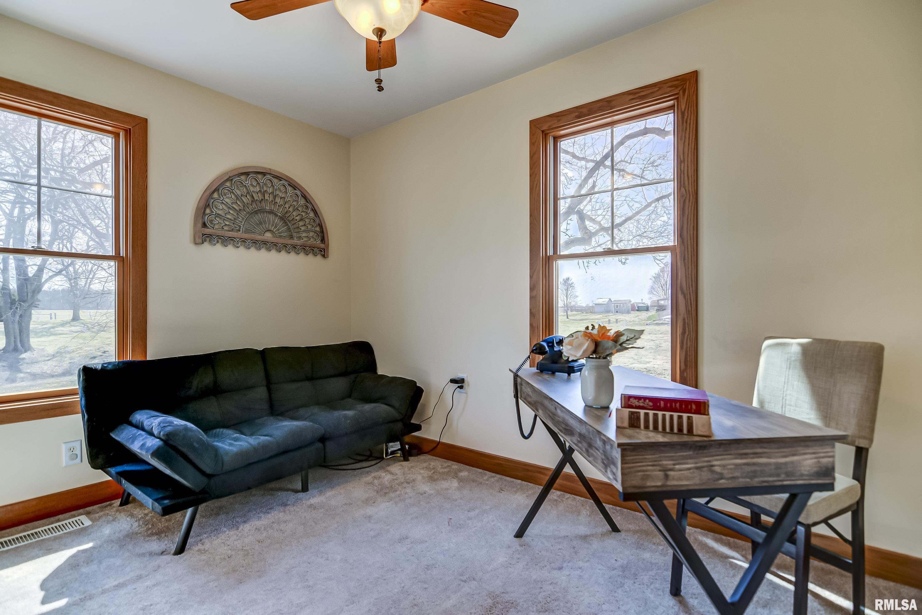 8310 Oak Crest Road Dawson, IL 62520 - Photo 42 of 50 Gallery Image 42