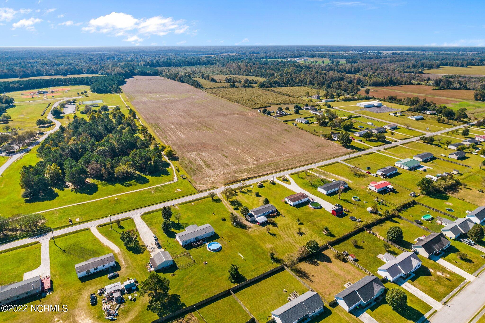 259 Francktown Road Richlands, NC 28574 - Photo 20 of 45 17-web-or-mls-DJI_0952