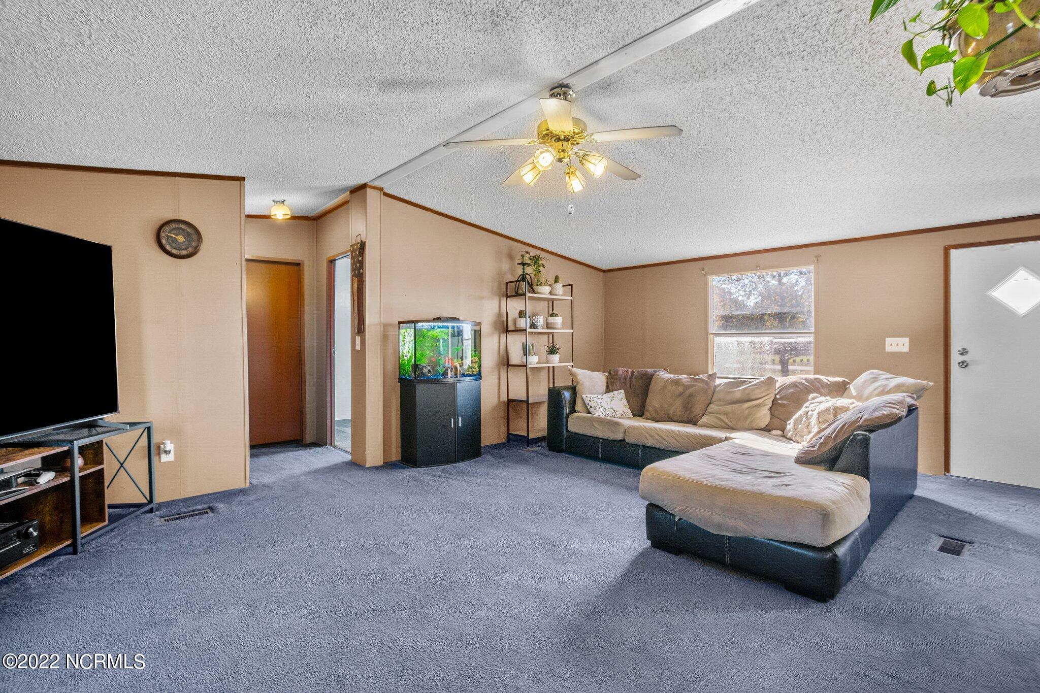 259 Francktown Road Richlands, NC 28574 - Photo 23 of 45 28-web-or-mls-DSC03232