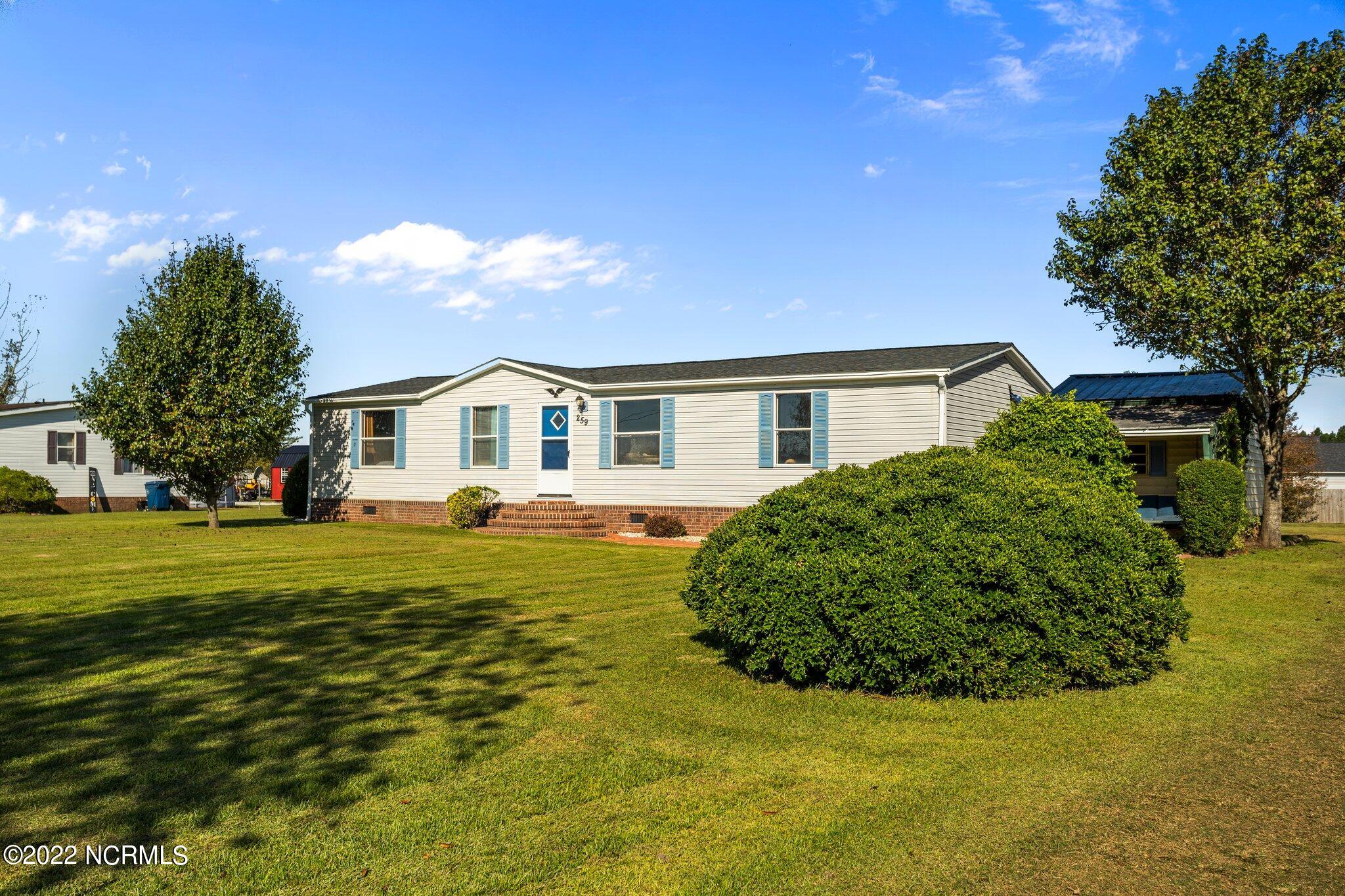259 Francktown Road Richlands, NC 28574 - Photo 3 of 45 7-web-or-mls-DSC03337
