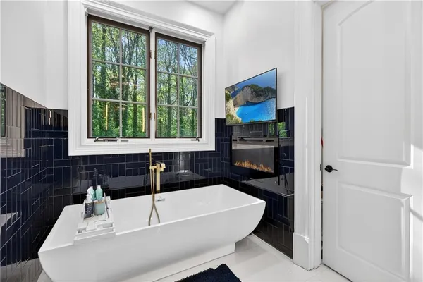 $2,400,000 | 1571 Dodson Drive Southwest, Atlanta, GA 30311