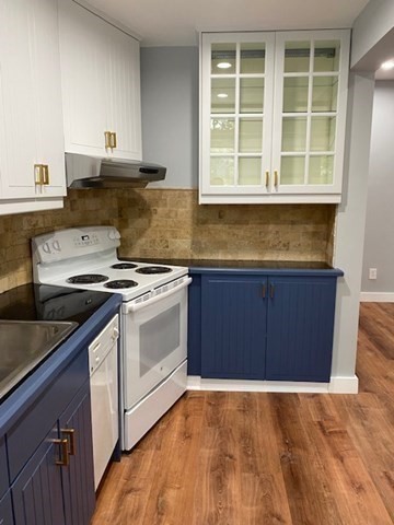 32 Winchester Street, Unit 1 Brookline, MA 02446 - Photo 8 of 26