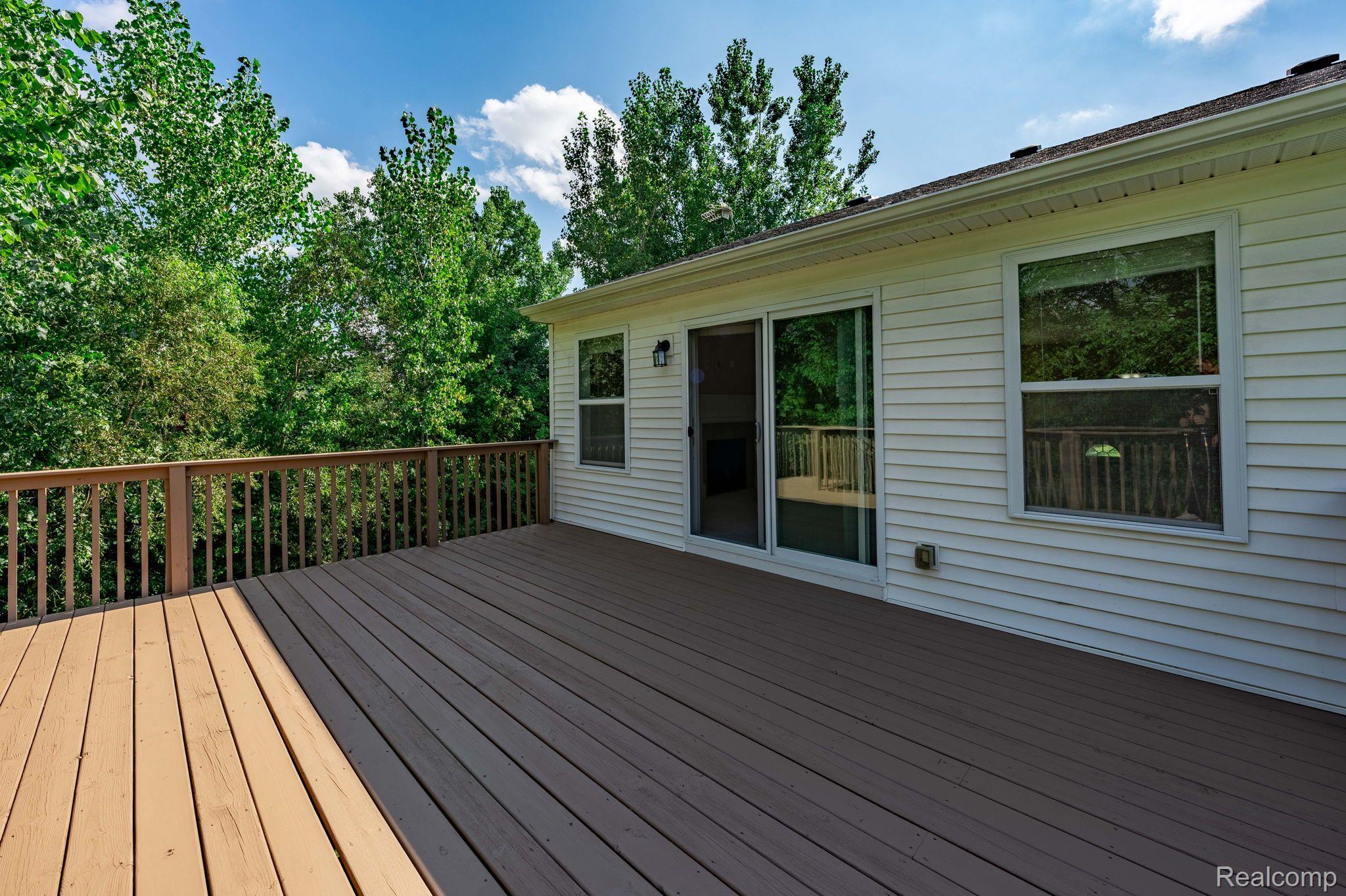 624 Hewitt Street Howell, MI 48843 - Photo 36 of 41 Gallery Image 36