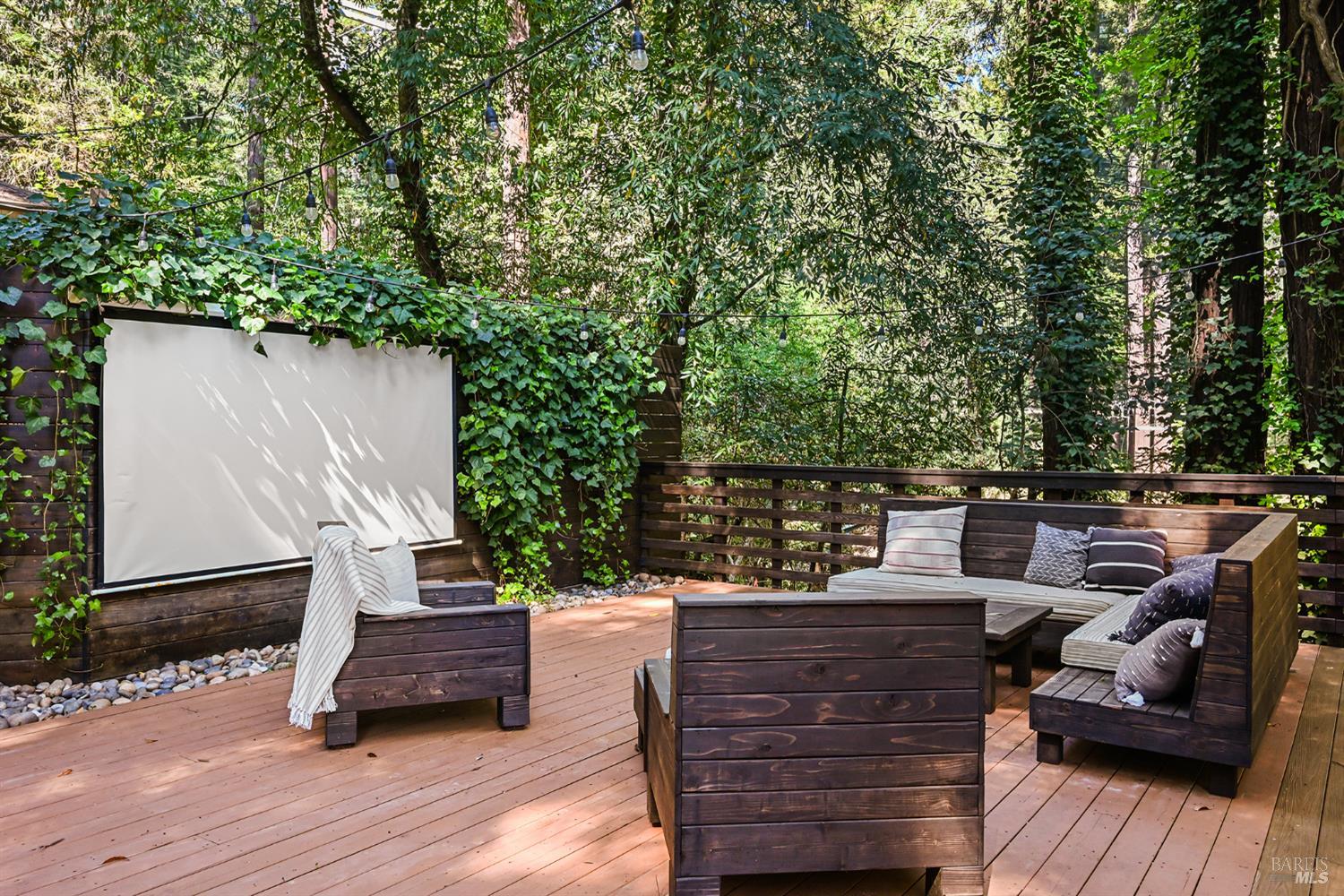 14685 Willow Road Guerneville, CA 95446 - Photo 15 of 84