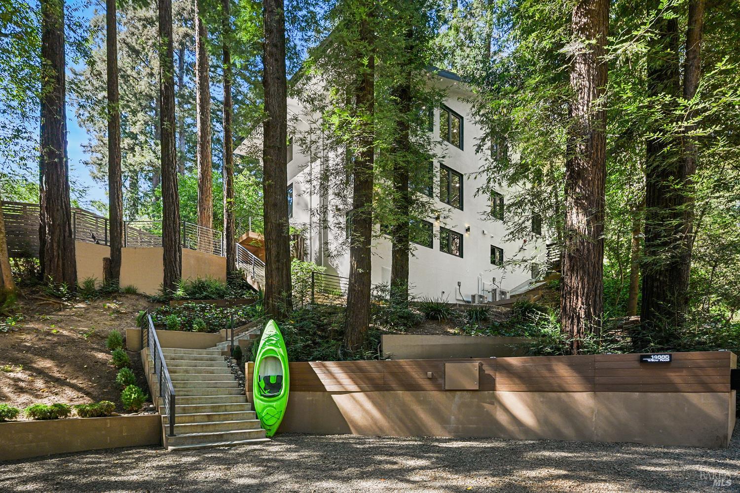 14685 Willow Road Guerneville, CA 95446 - Photo 3 of 84