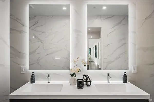 $1,650,000 | 14685 Willow Road, Guerneville, CA 95446