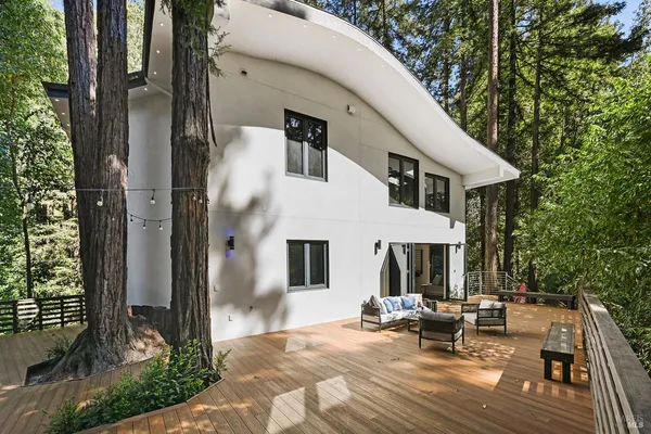 $1,650,000 | 14685 Willow Road, Guerneville, CA 95446