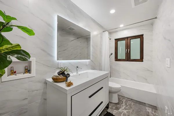 $1,650,000 | 14685 Willow Road, Guerneville, CA 95446