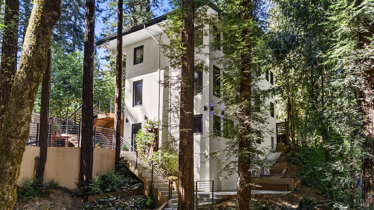 14685 Willow Road Guerneville, CA 95446 - Photo 9 of 84