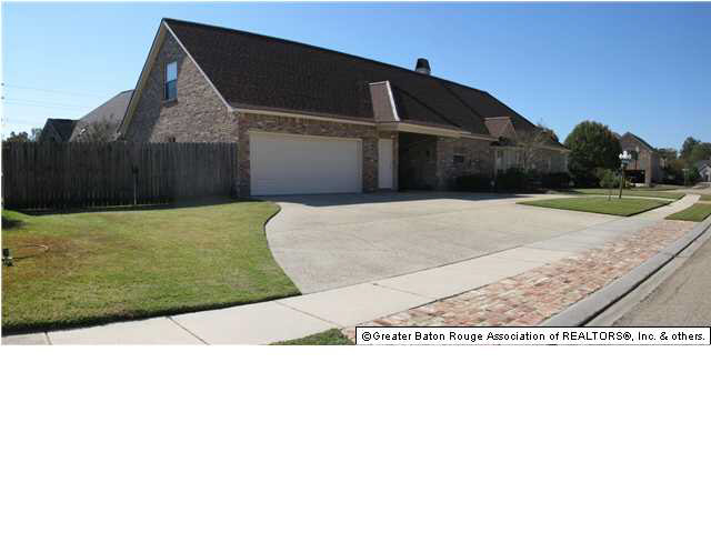 1709 Fox Croft Boulevard Baton Rouge, LA 70815 - Photo 17 of 18 Gallery Image 17