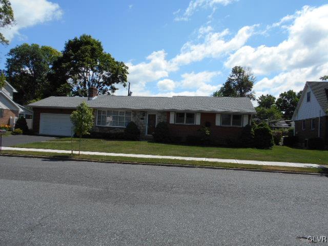 2838 Ivanhoe Road Bethlehem, PA 18017 - Photo 4 of 35 Gallery Image 4