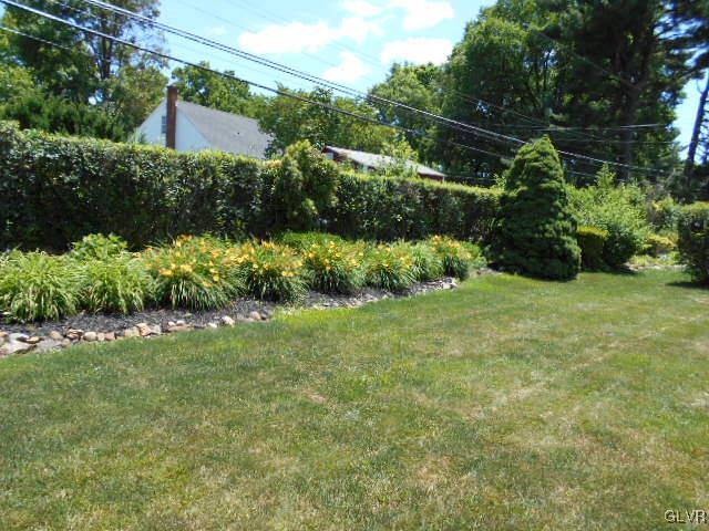 2838 Ivanhoe Road Bethlehem, PA 18017 - Photo 7 of 35 Gallery Image 7