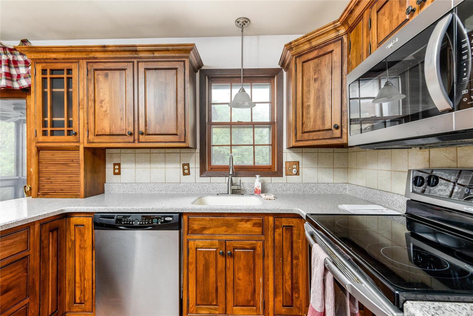 546 South Mulberry Road Collinsville, IL 62234 - Photo 17 of 42 Gallery Image 17