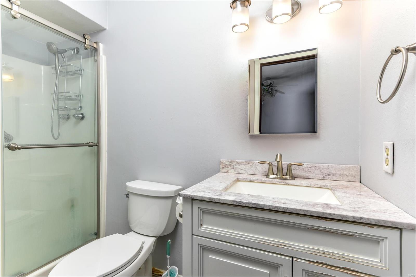 546 South Mulberry Road Collinsville, IL 62234 - Photo 26 of 42 Gallery Image 26