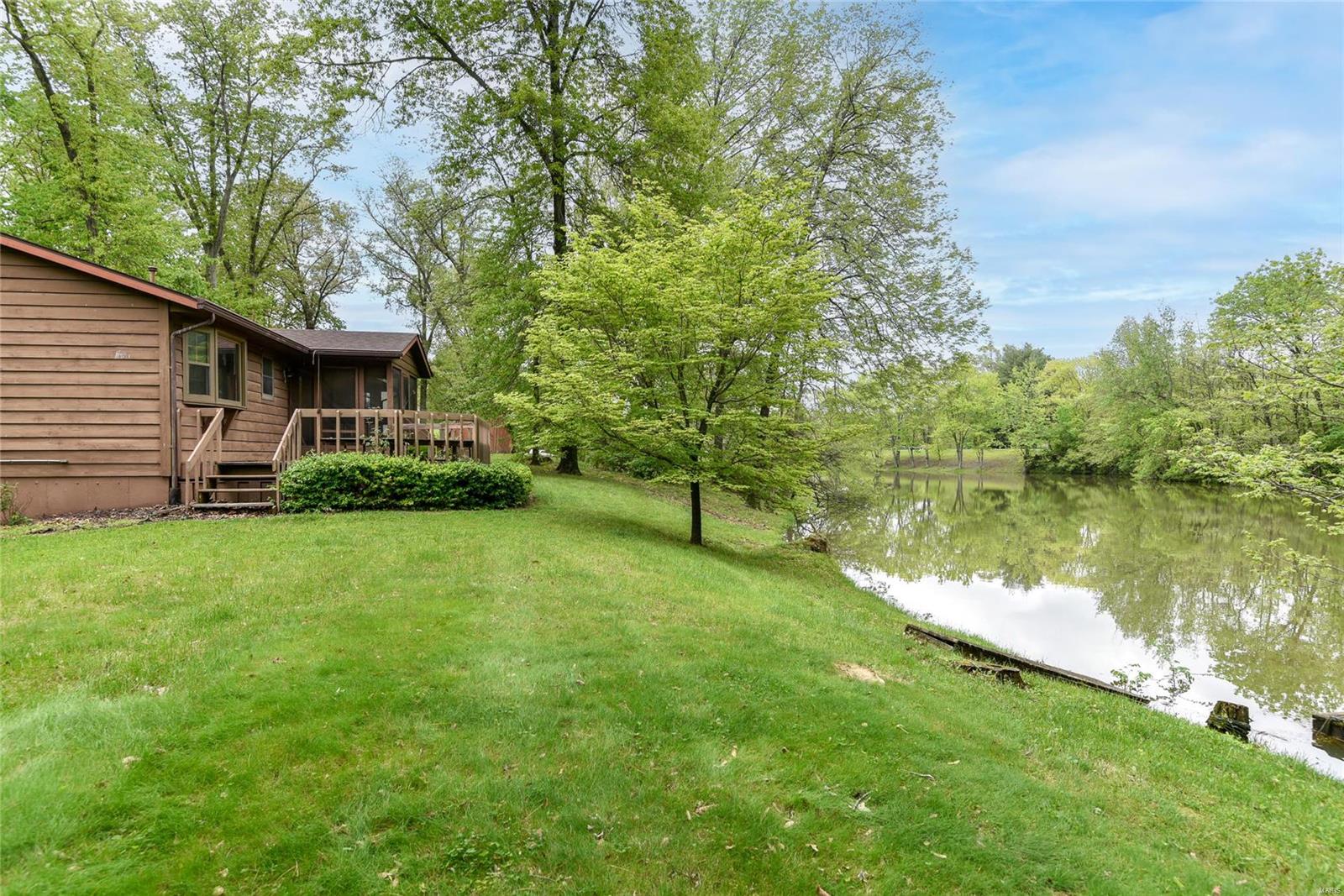 546 South Mulberry Road Collinsville, IL 62234 - Photo 5 of 42 Gallery Image 5