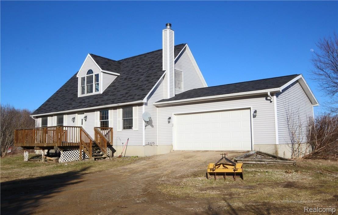 4622 North Lake Road Columbiaville, MI 48421 - Photo 2 of 18 18.jpg